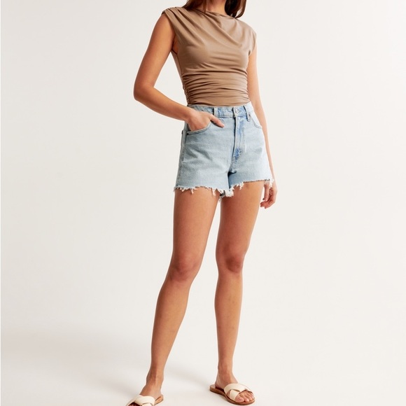 Abercrombie & Fitch Pants - Abercrombie & Fitch High Rise Cutoff Shorts